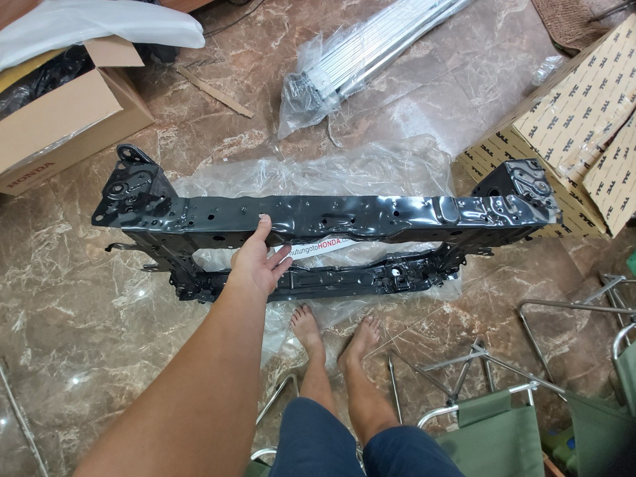 Xương đỡ dàn nóng két xe Honda CITY